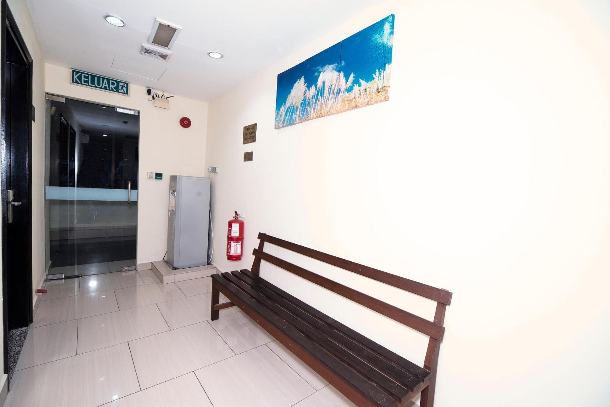 Super Oyo 89965 Stay Inn II Kota Kinabalu Exterior foto